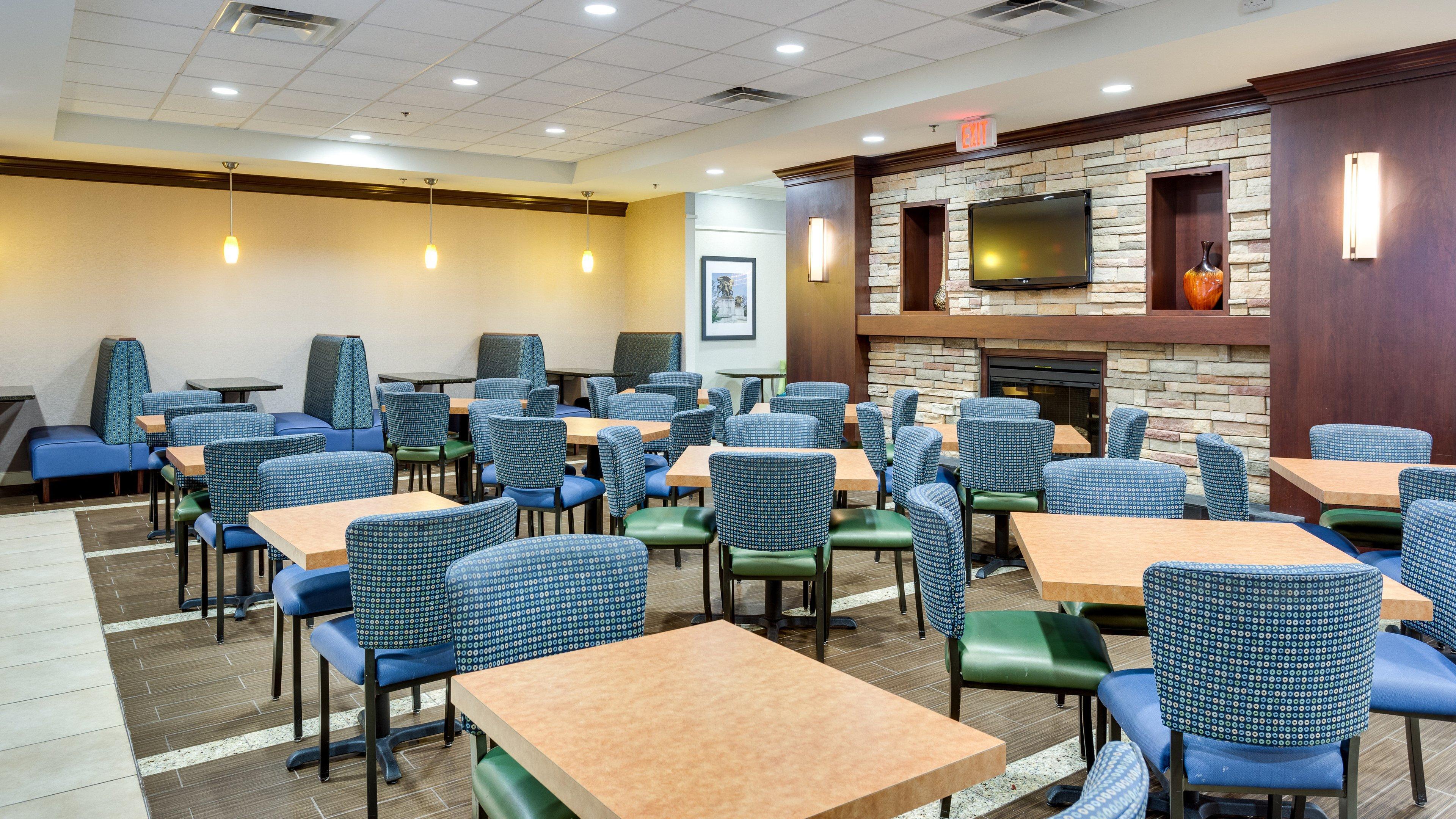 Holiday Inn Express Washington Dc Sw - Springfield By Ihg Exterior foto