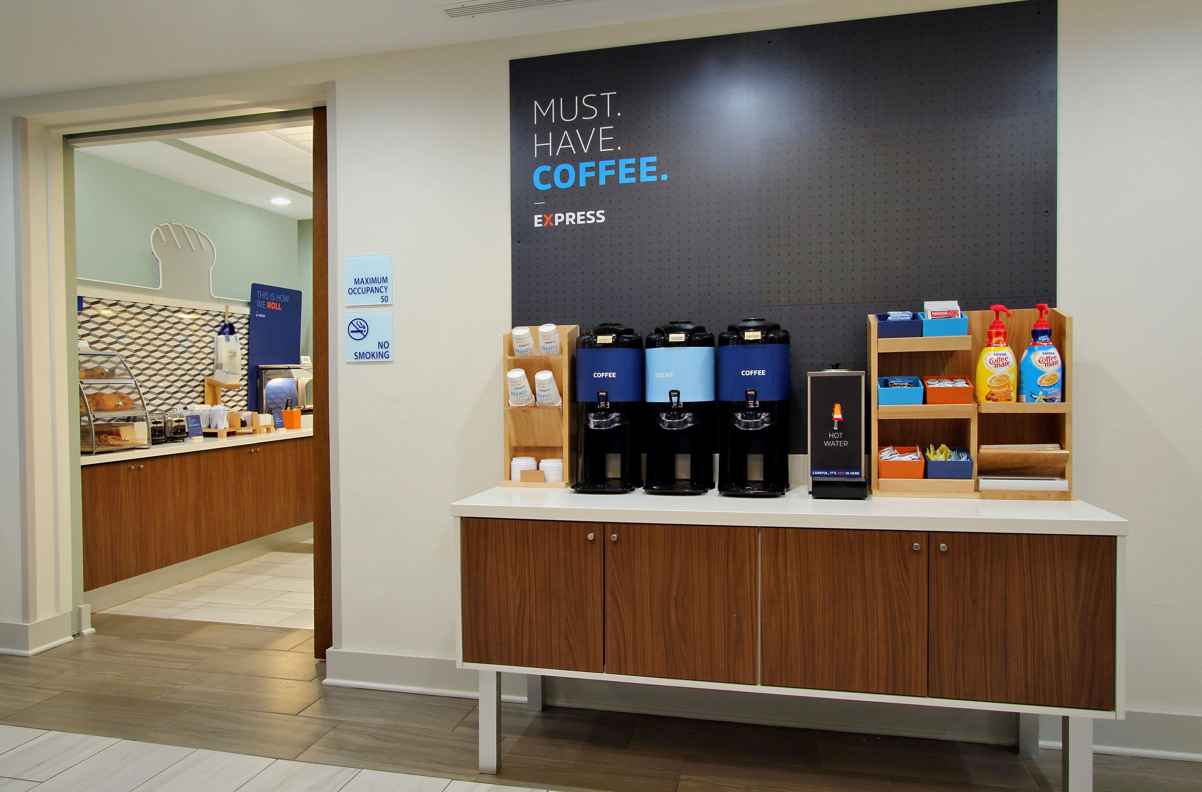 Holiday Inn Express Washington Dc Sw - Springfield By Ihg Exterior foto