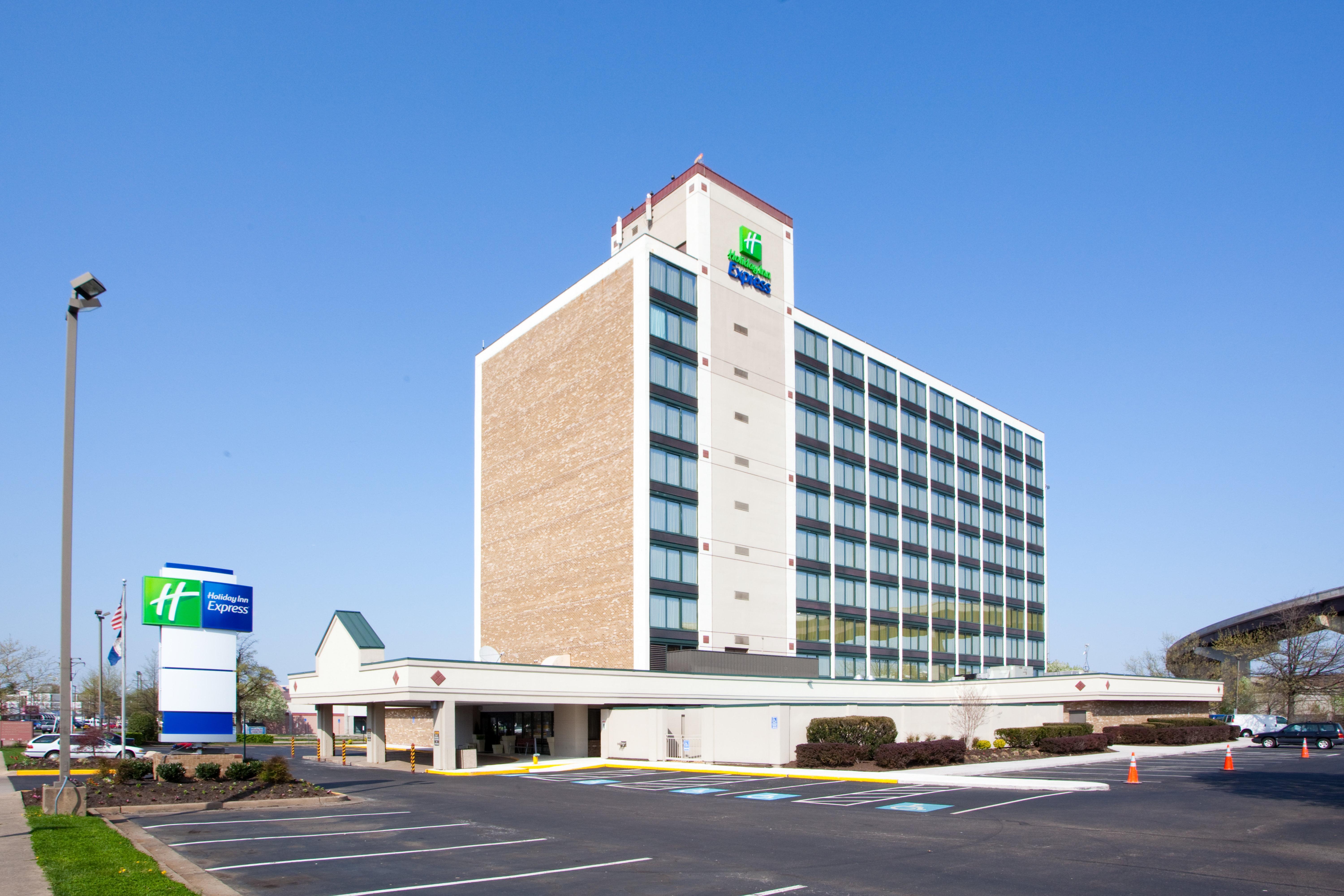 Holiday Inn Express Washington Dc Sw - Springfield By Ihg Exterior foto
