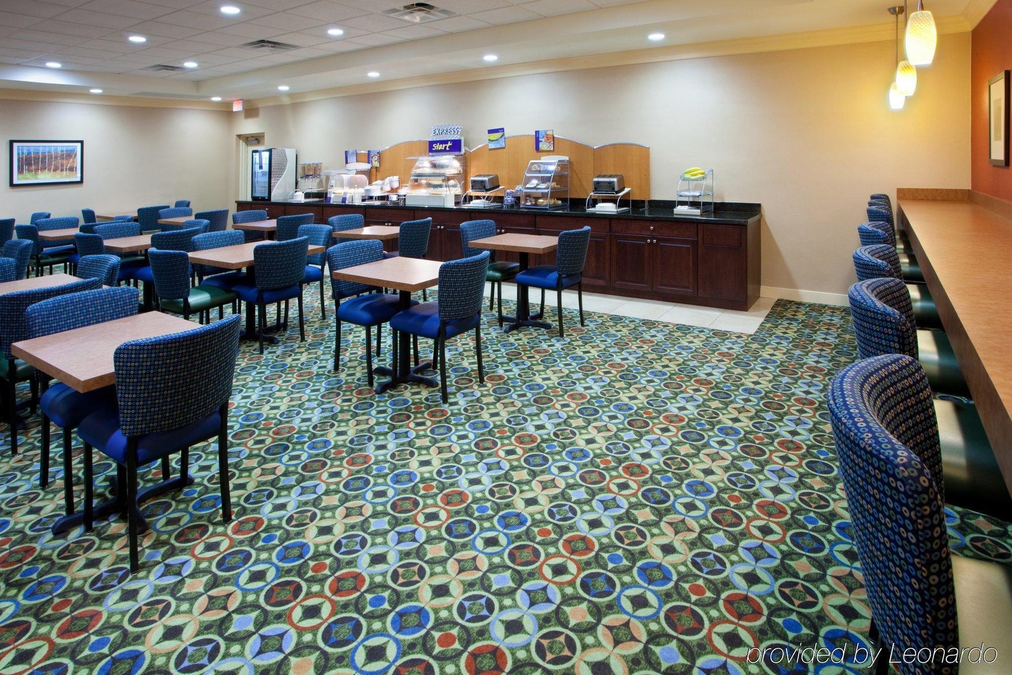 Holiday Inn Express Washington Dc Sw - Springfield By Ihg Restaurant foto
