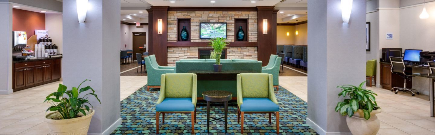 Holiday Inn Express Washington Dc Sw - Springfield By Ihg Exterior foto