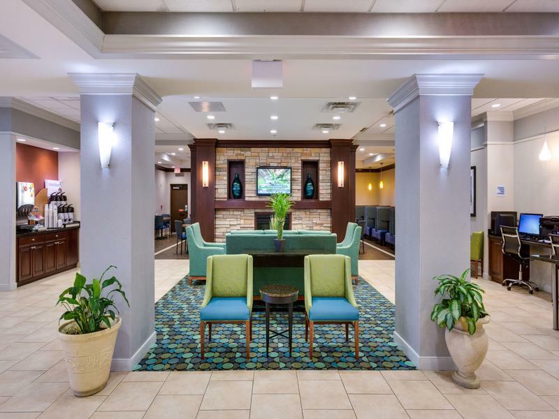 Holiday Inn Express Washington Dc Sw - Springfield By Ihg Exterior foto